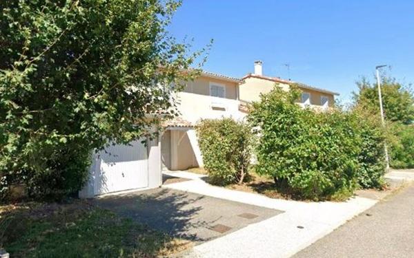 Maison à vendre    3 pièces •  Daux