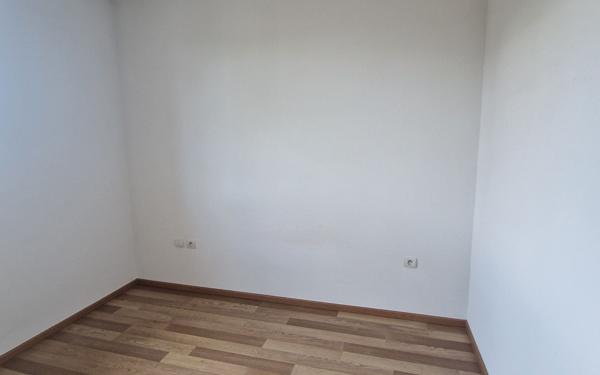 Maison à vendre    3 pièces •  Daux