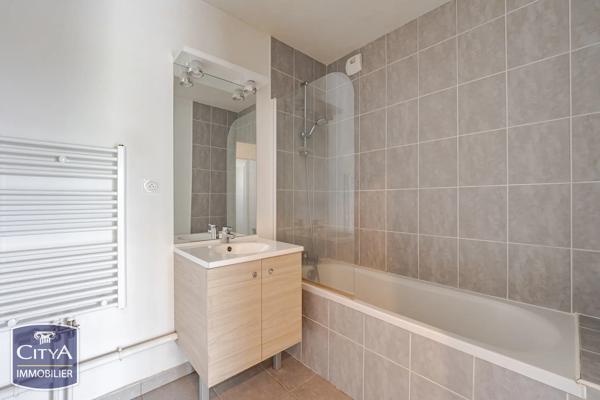Appartement à vendre 3 pièces 65m² Tours (37200)