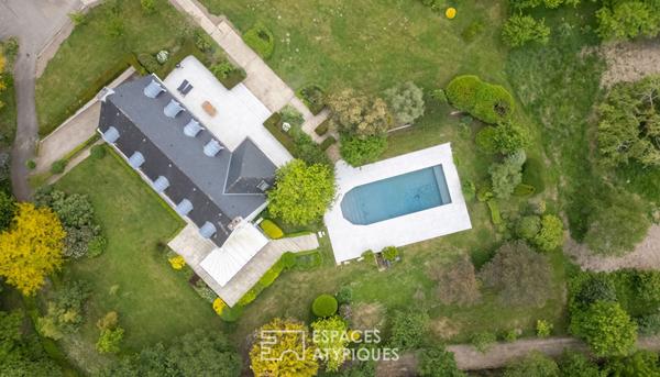 Propriété haut de gamme avec jardin, piscine et court de tennis