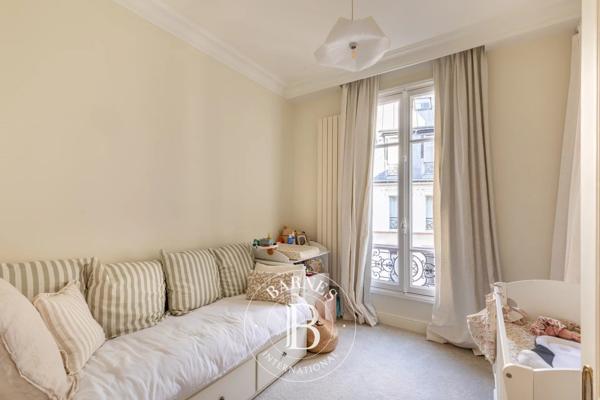 Paris 16ème, Appartement 3 Chambres -  163 m² à vendre