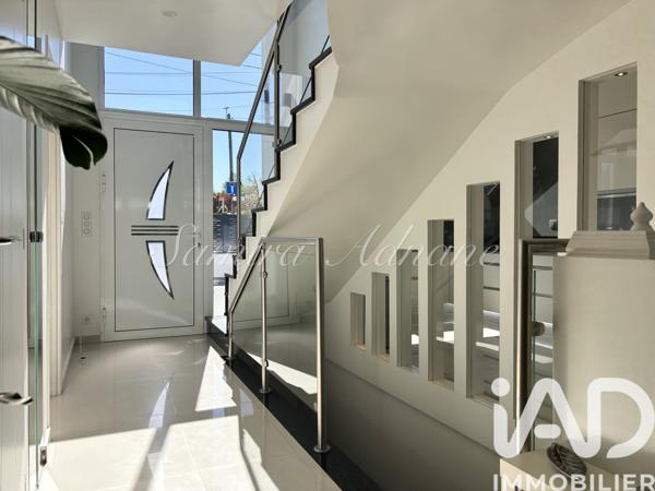 Maison à vendre 10 pièces 257,46 m² Montigny-lès-Cormeilles