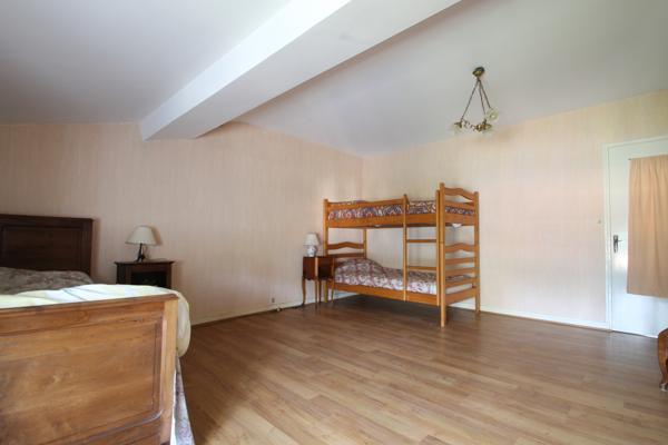 Saint-Césaire (17770) EXCLUSIVITE : MAISON EN PIERRE 6 PIECES ENTRE COGNAC ET SAINTES