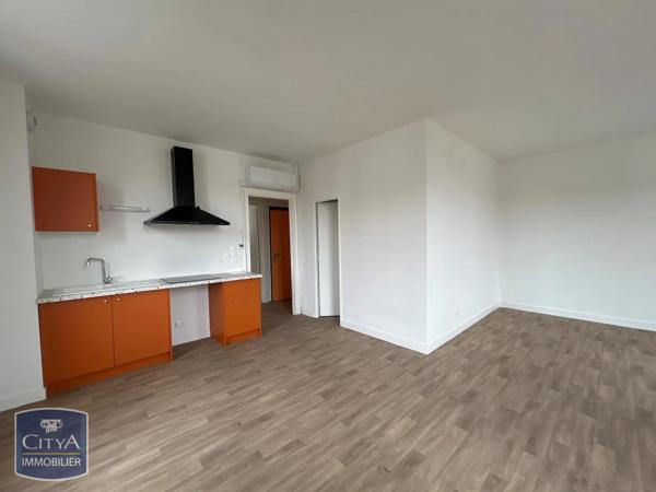 Appartement à louer 3 pièces 67.15m² Agen (47000)