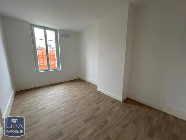 Appartement à louer 3 pièces 67.15m² Agen (47000)