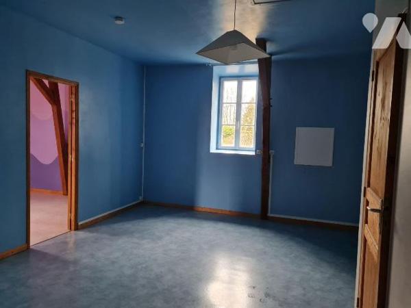 OISEMONT, Maison de  charme avec jardin sans vis à vis à deux pas des commerces et écoles compo...