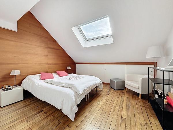 Maison à vendre 9 pièces jardin et garage REIMS (51)