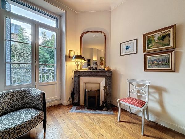 Maison à vendre 9 pièces jardin et garage REIMS (51)