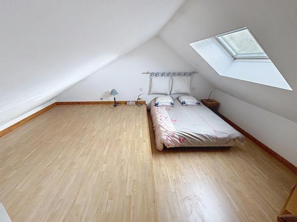 Maison à vendre 9 pièces jardin et garage REIMS (51)