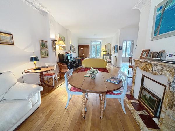 Maison à vendre 9 pièces jardin et garage REIMS (51)