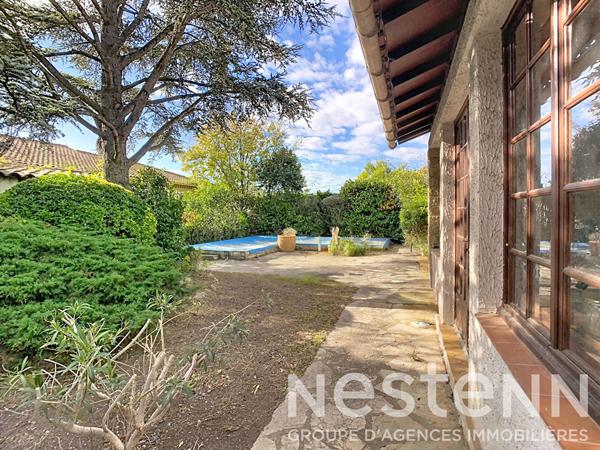 Maison T6 de 169 m² avec jardin et piscine