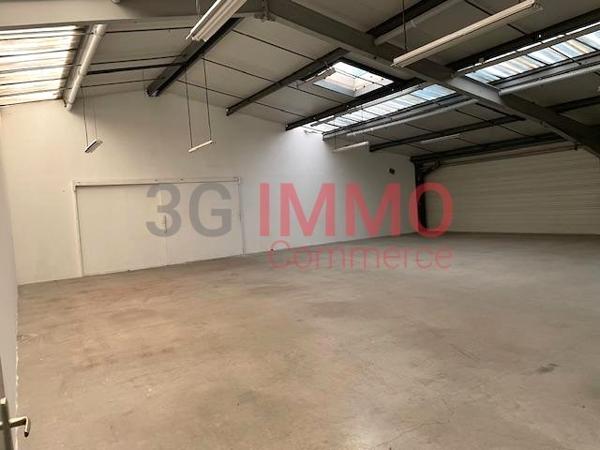 Location / Local Industriel / Bâtiment