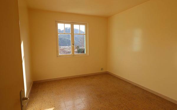 Appartement à louer    1 pièce • 50,40 m2 Contes