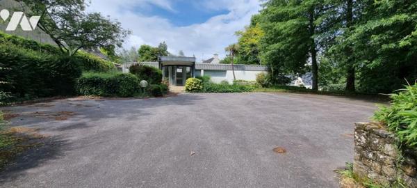 TERRAIN CONSTRUCTIBLE 1400 M2