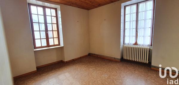 Maison de village 7 pièces de 182 m² à Chassignelles (89160)