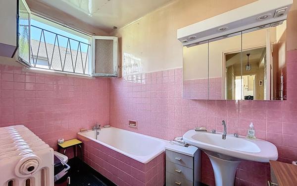 Maison à vendre    5 pièces •  Rueil-Malmaison