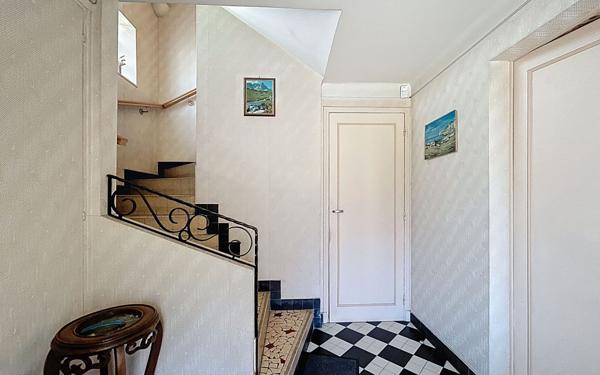 Maison à vendre    5 pièces •  Rueil-Malmaison