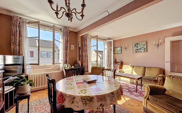 Maison à vendre    5 pièces •  Rueil-Malmaison