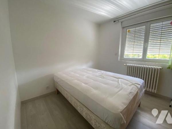 Vous cherchez une maison familiale spacieuse, avec un grand terrain et la possibilité d'aménage...