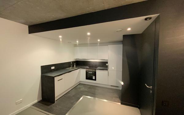 Immeuble à vendre    7 pièces • 333,08 m2 Lyon 4