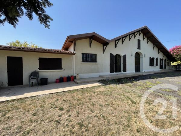 Maison à vendre  10 pièces - 234 m2 SAUGNAC ET CAMBRAN - 40