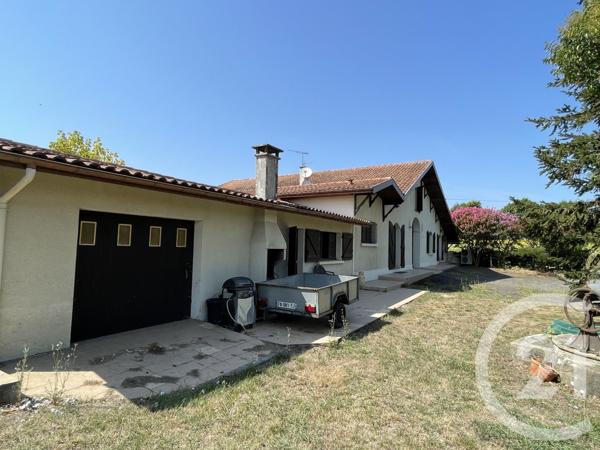 Maison à vendre  10 pièces - 234 m2 SAUGNAC ET CAMBRAN - 40