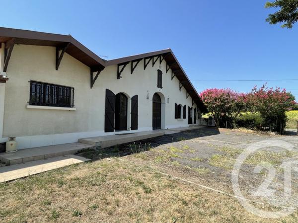 Maison à vendre  10 pièces - 234 m2 SAUGNAC ET CAMBRAN - 40