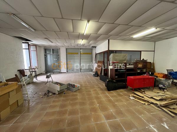 Vente
                Local commercial135 m² - BORDEAUX (33100)
