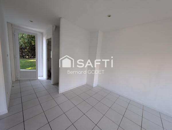 Votre chez-vous à deux pas des commerces.