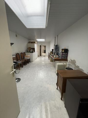 Ensemble commerce et Appartement