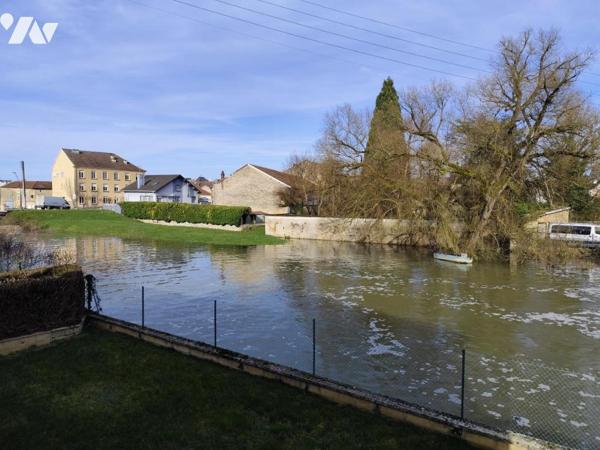 MAISON INDIVIDUELLE - STENAY - AVEC VUE SUR LA MEUSE