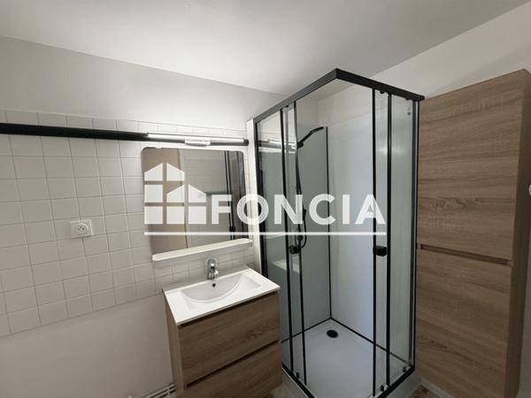 Location Appartement 2 pièces 52.44 m² - 76 RUE CARNOT Challans 85300