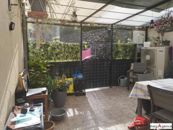 Maison à SAINT-ETIENNE-VALLEE-FRANCAISE, 48330 - 3 pièces 61m²