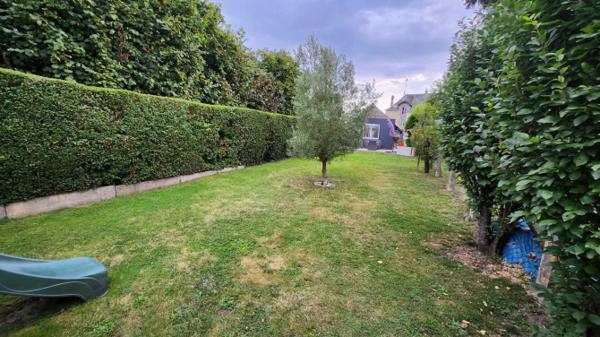 Maison à Montigné le Brillant