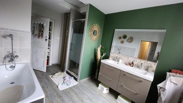 Maison à Montigné le Brillant