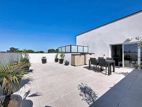 Vente / Appartement T4 à Vias (34450)