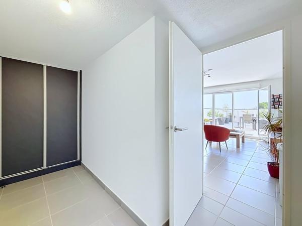 Vente / Appartement T4 à Vias (34450)