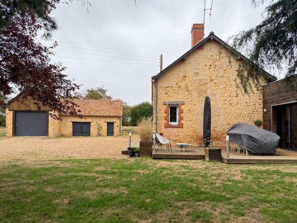 Maison Sable Sur Sarthe 8 pièce(s) 180 m2