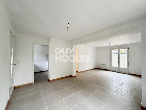 APPARTEMENT 4 PIECES - JARDIN - PARKING - BLONVILLE SUR MER