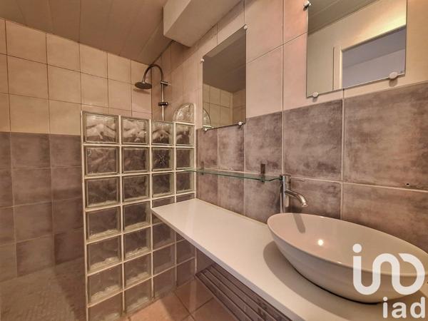 Appartement 3 pièces de 61 m² à Le Pradet (83220)