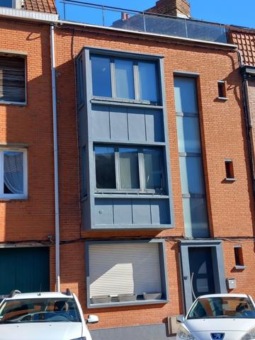 Maison
                                                                                                                                                                                                                                                                                                                        4 pièce(s)                                                                                                                                                                                                          3 chambre(s)                                                                                                                                                                                                          85  m²