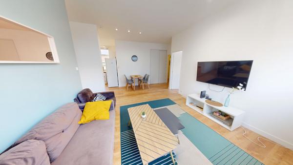 Appartement  5 pièces  4 chambres 91 m²  Secteur Palais de Justice