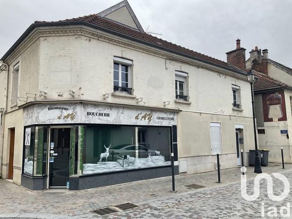 Maison de village 7 pièces de 162 m² à AY (51160)