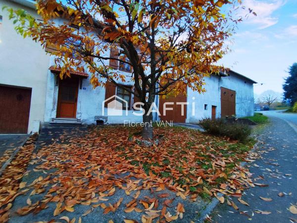 Maison de village avec grange