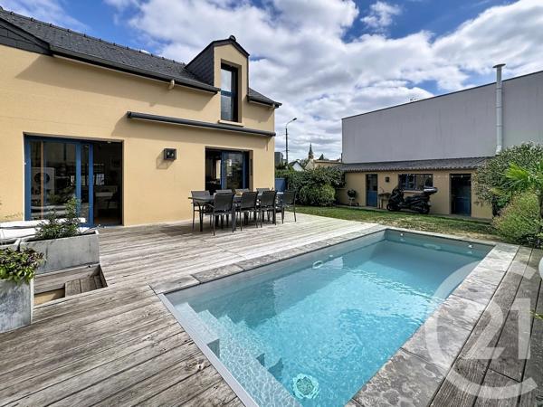 Maison à vendre  9 pièces - 210 m 2   RENNES  - 35