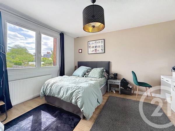 Maison à vendre  9 pièces - 210 m 2   RENNES  - 35