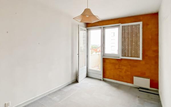 Appartement à vendre    5 pièces • 96 m2 Versailles