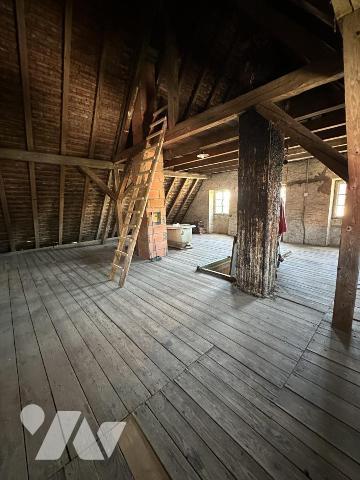 MAISON ANCIENNE AVEC DEPENDANCE