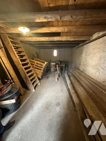 MAISON ANCIENNE AVEC DEPENDANCE