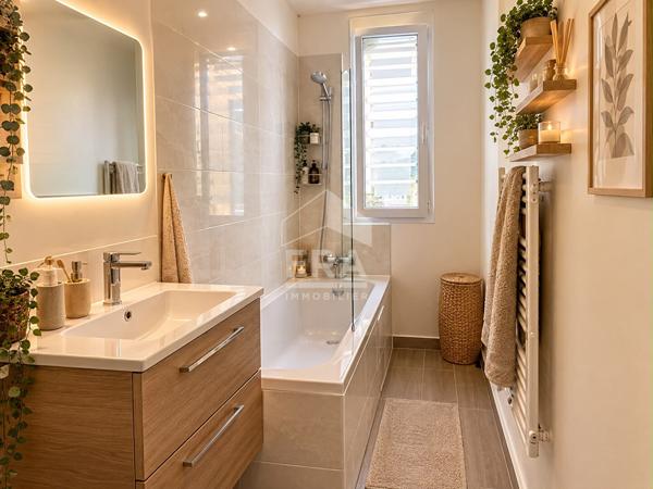 APPARTEMENT AVEC  GRANDE TERRASSE PORTE DE PARIS
